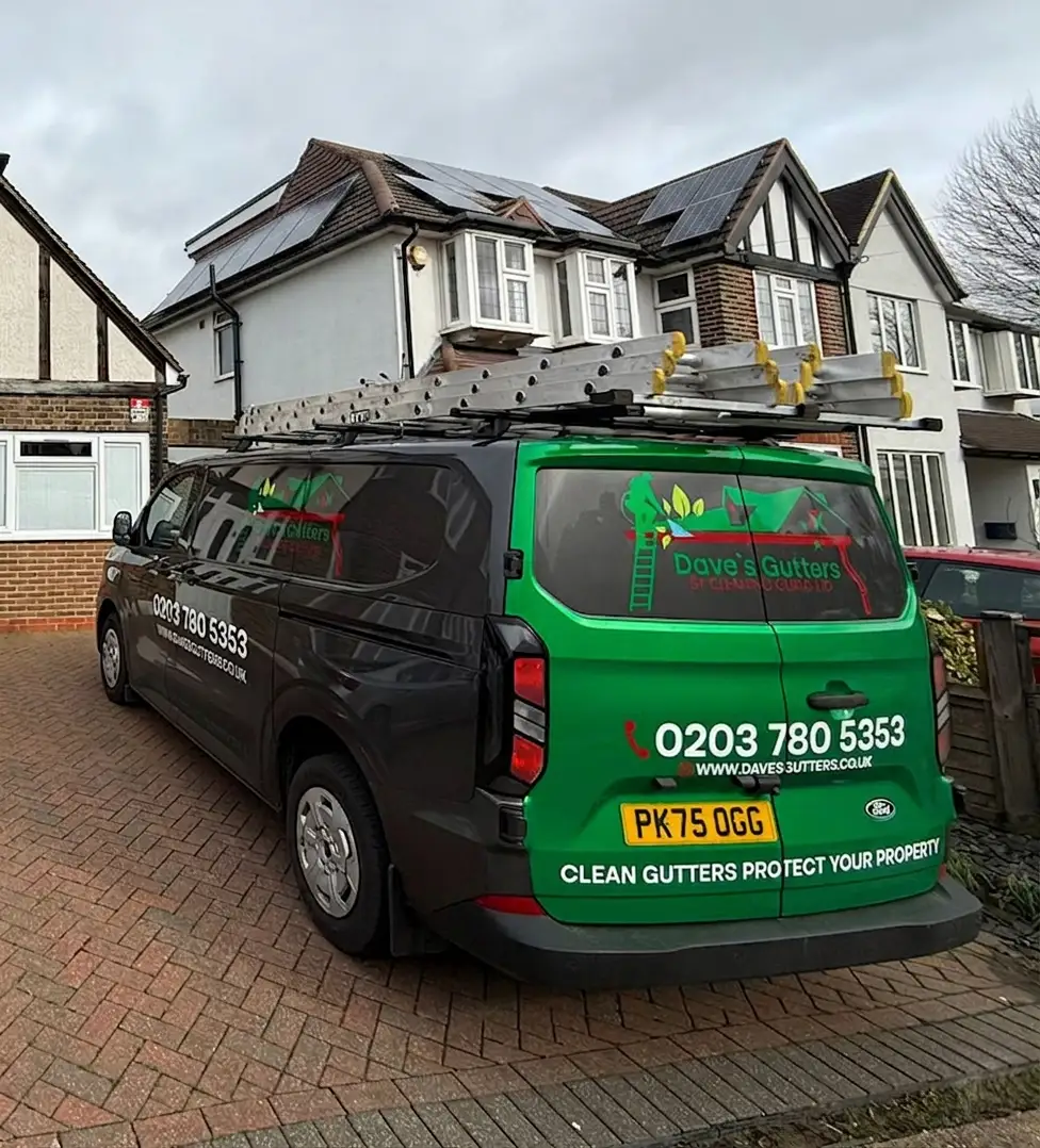 Solar Panel Cleaner London